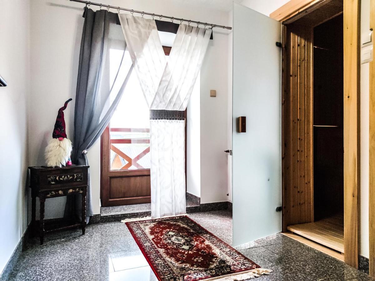 Szostak Apartament Banska Nizna Exteriör bild